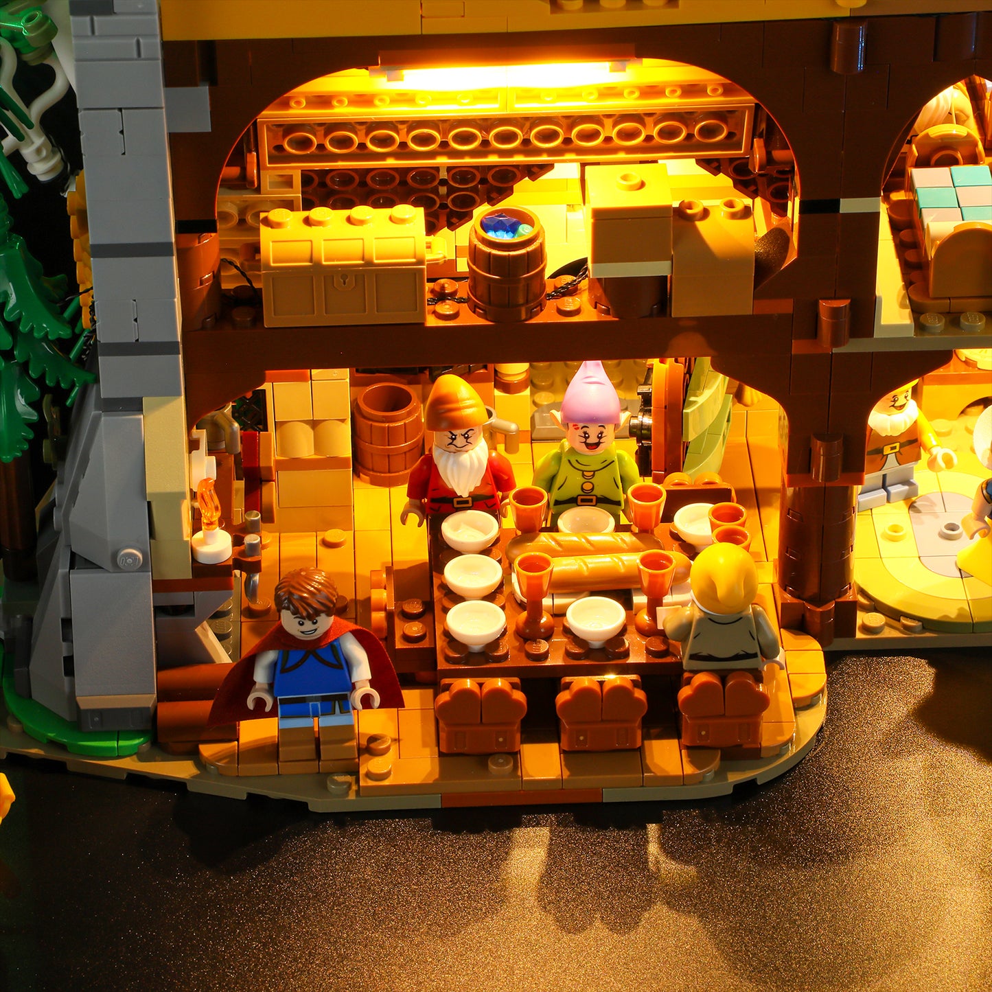 Briksmax Light Kit For Snow White and the Seven Dwarfs' Cottage 43242