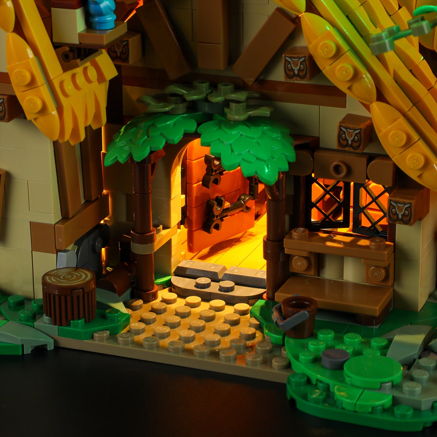 Briksmax Light Kit For Snow White and the Seven Dwarfs' Cottage 43242