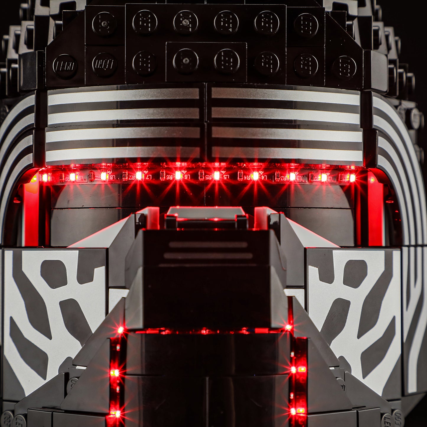 Briksmax 2.0 Light Kit For Kylo Ren Helmet #75415-13