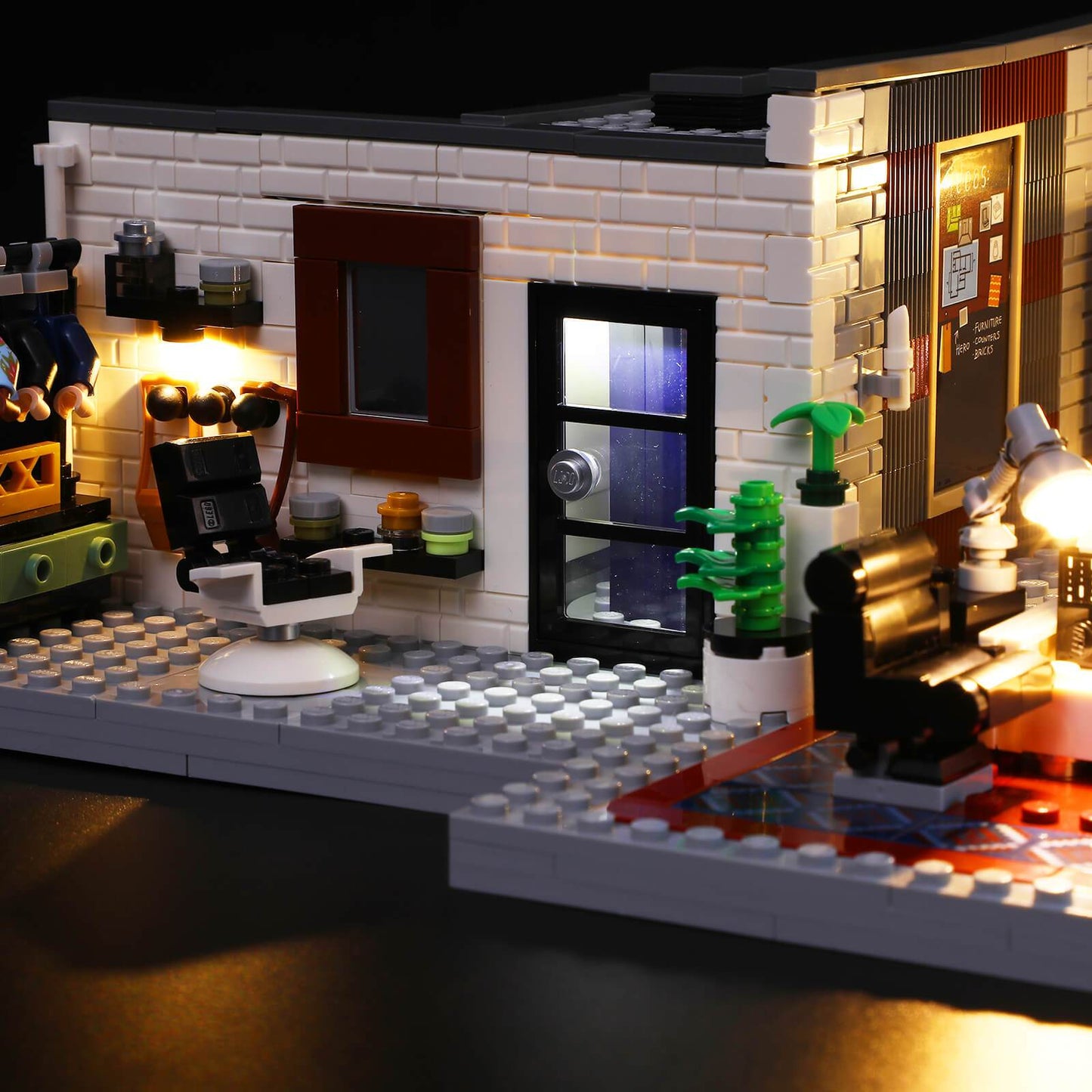 Lego 10291 Jonathan’s swivel salon chair