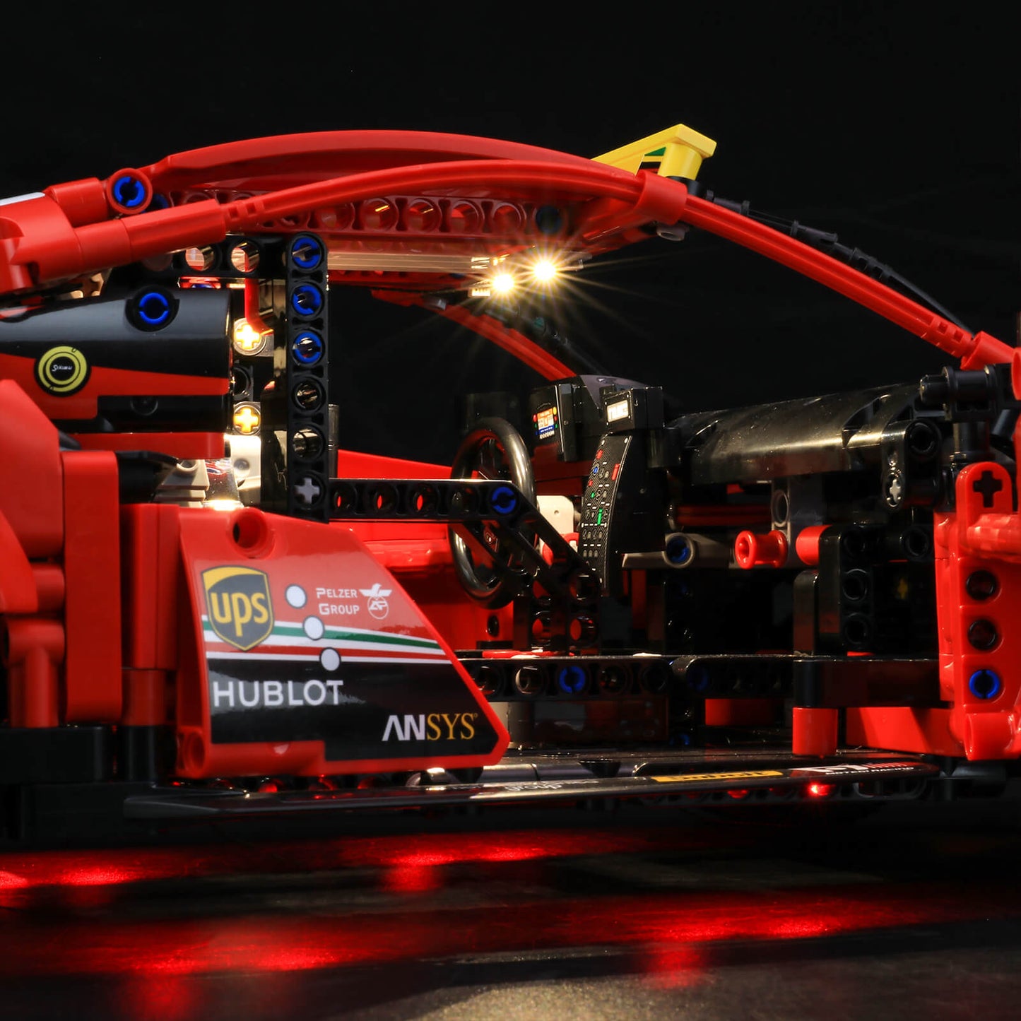 Ferrari 488 GTE “AF Corse #51” 42125 cabin