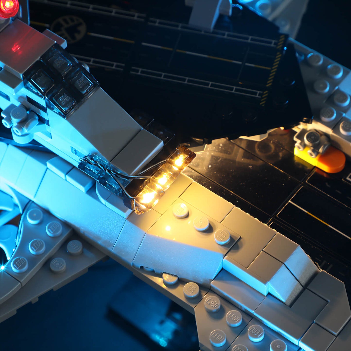 Light Kit For The Avengers Helicarrier 76295-BriksMax