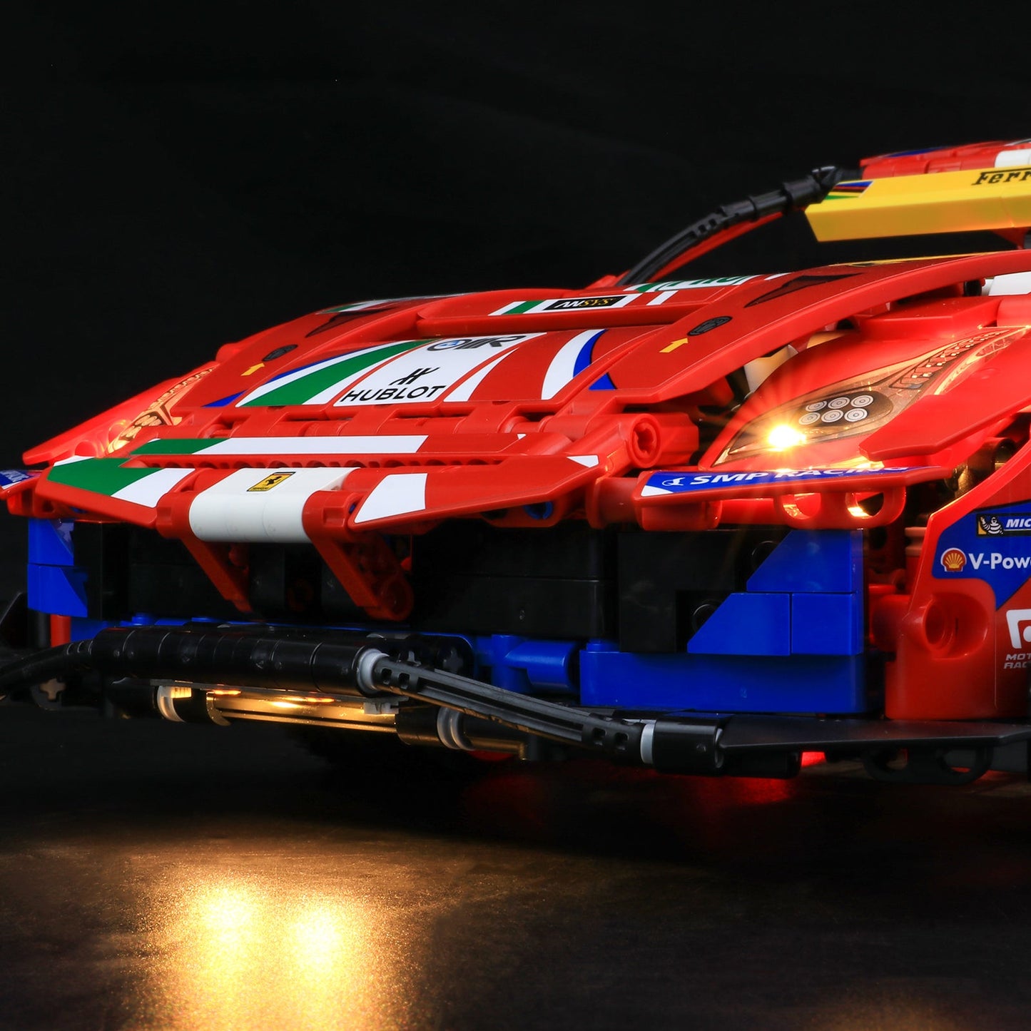add lights to Ferrari 488 GTE “AF Corse #51”