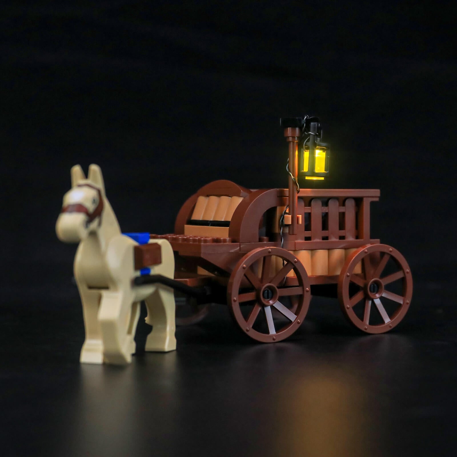 lego medieval blacksmith horse and cart with lighting lamp