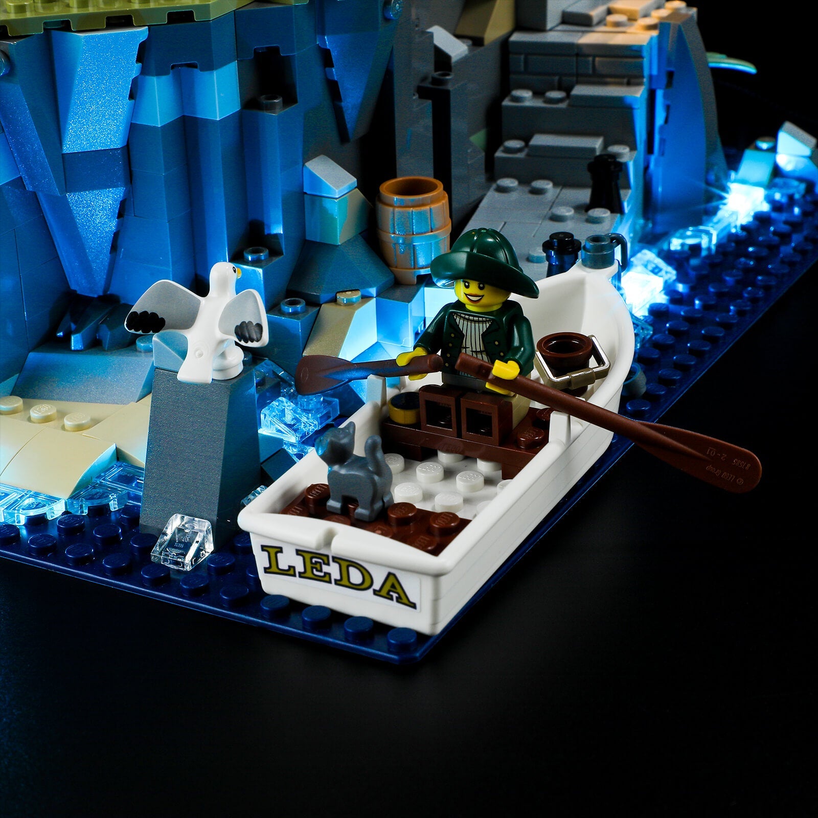 light up Lego Motorized Lighthouse 21335